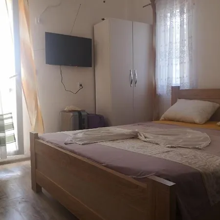 Apartments Daris Ulcinj Exterior photo